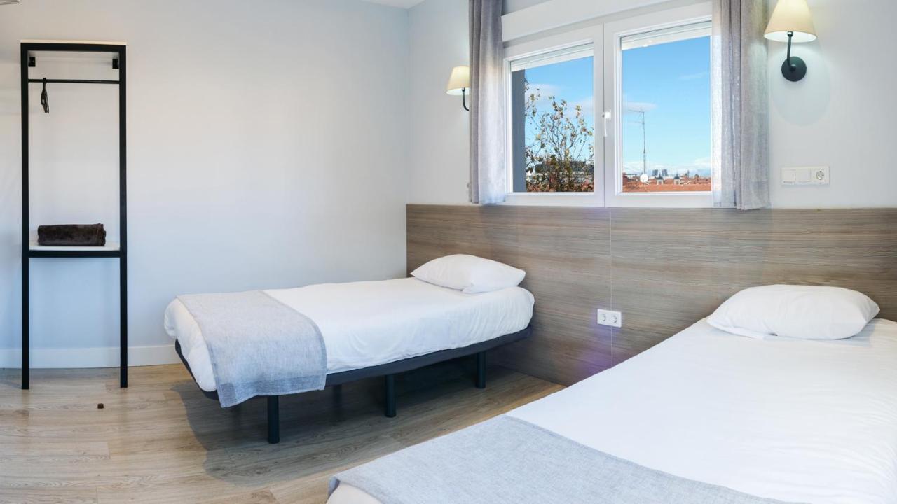 Golden Alcala Hotel Мадрид Екстериор снимка