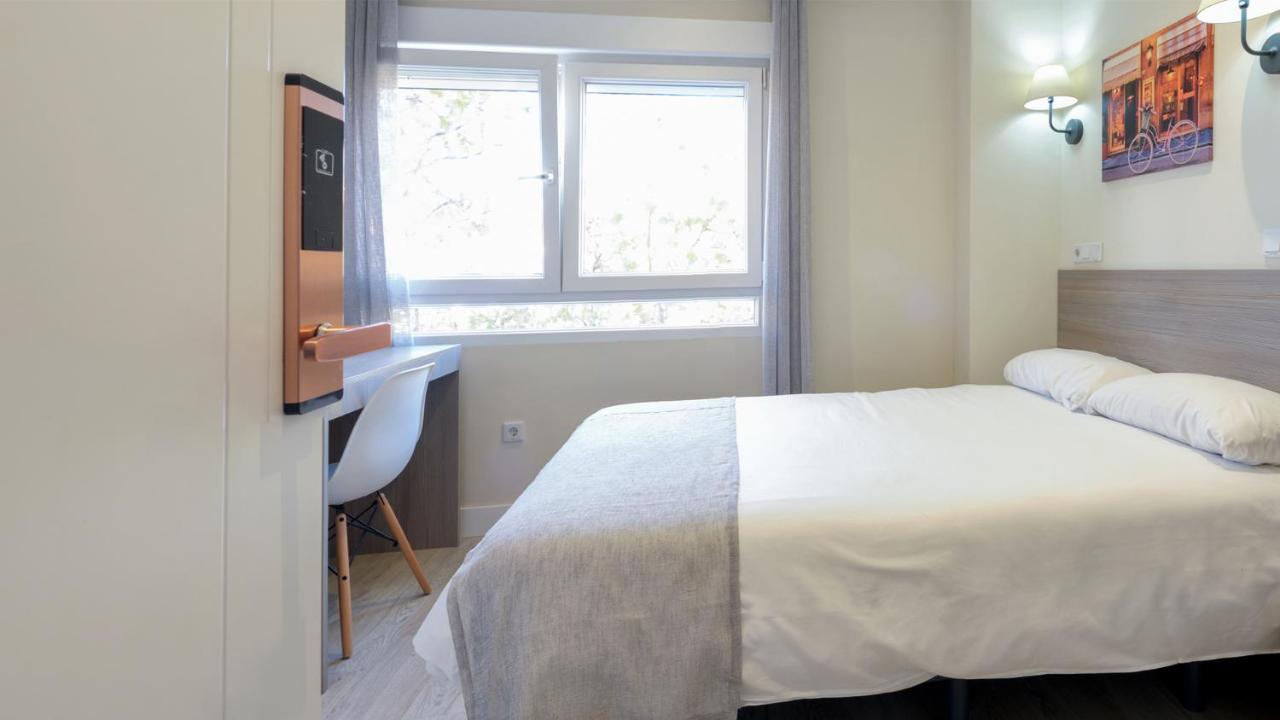 Golden Alcala Hotel Мадрид Екстериор снимка